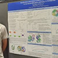 Kian Barnes presenting his poster at the American Chemical Society National Meeting in San Francisco (2023)